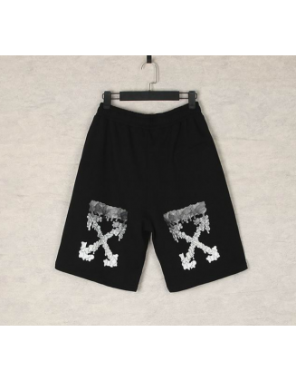 Off White Bermudas